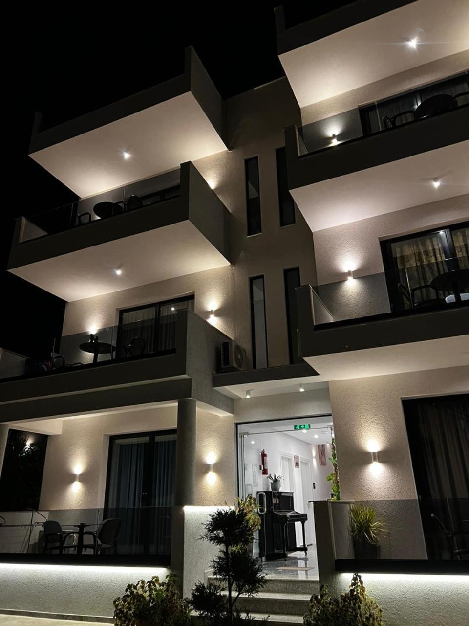 Feniks Hotel Ksamil Exterior photo