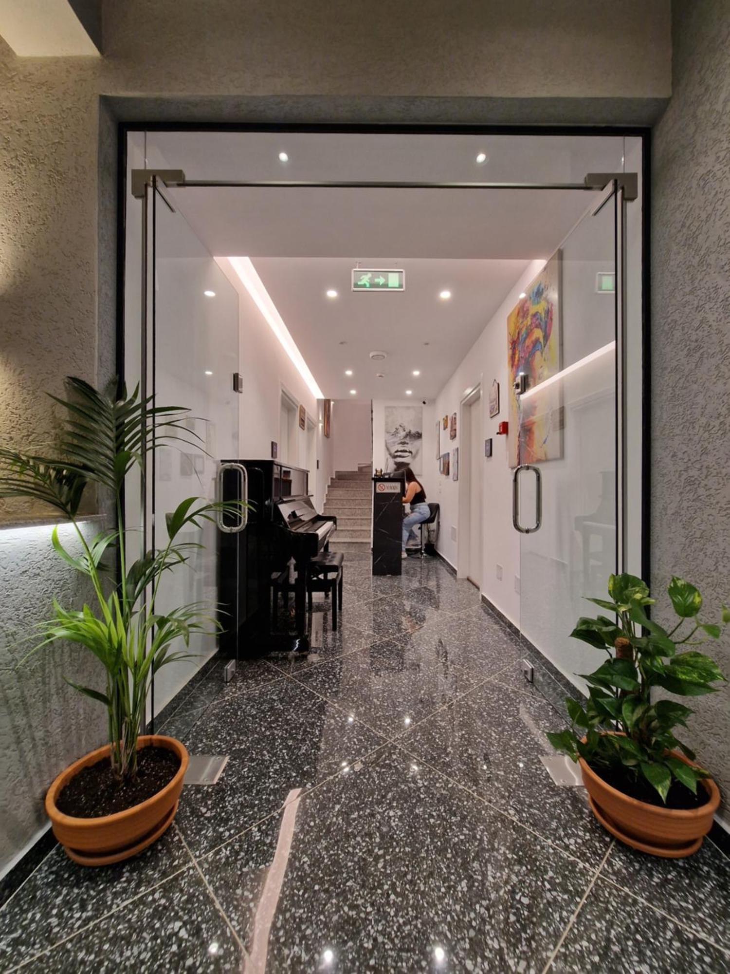 Feniks Hotel Ksamil Exterior photo