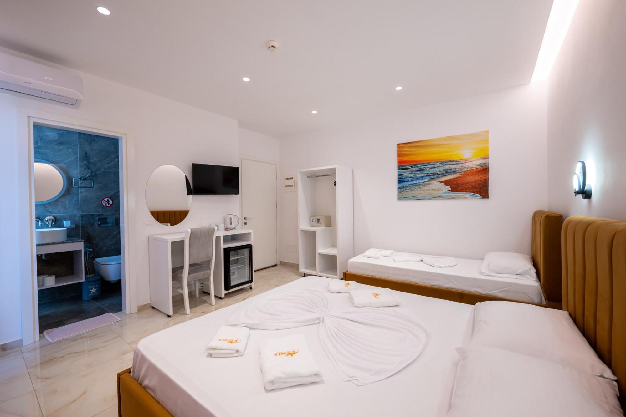 Feniks Hotel Ksamil Exterior photo